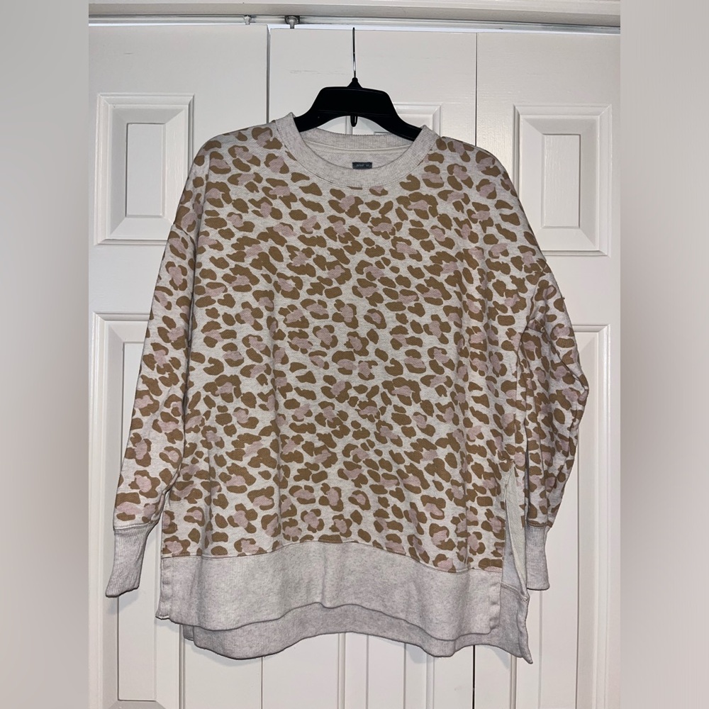 Aerie Women's Aerie Split Hem Leopard Print Crewneck Sweatshirt - Picture 2 of 5